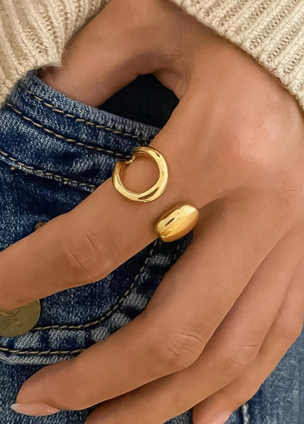 Florine 18K Gold Non-Tarnish Abstract Ring